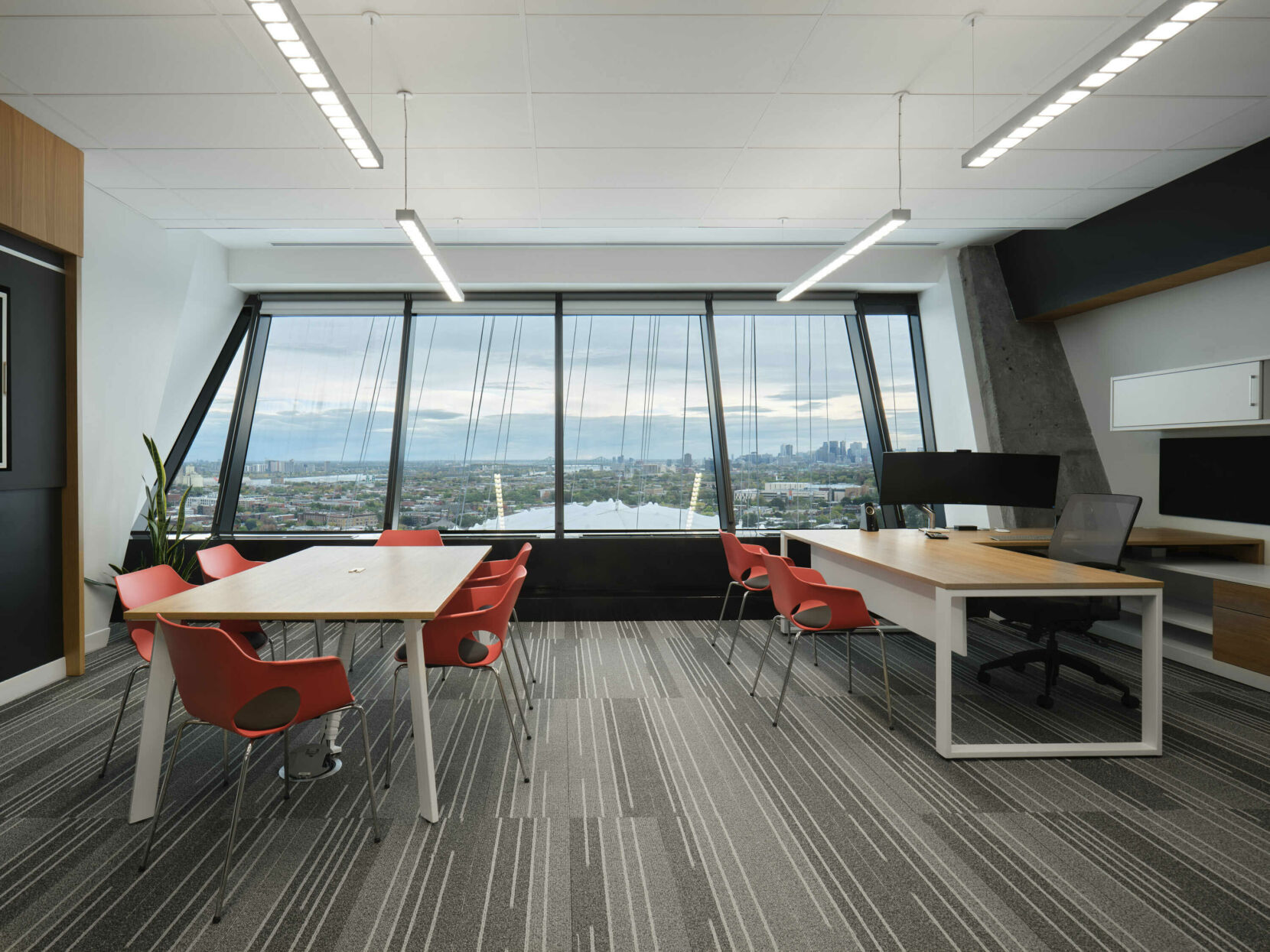 SIGMA-RH: Innovative Offices, Inspiring View
