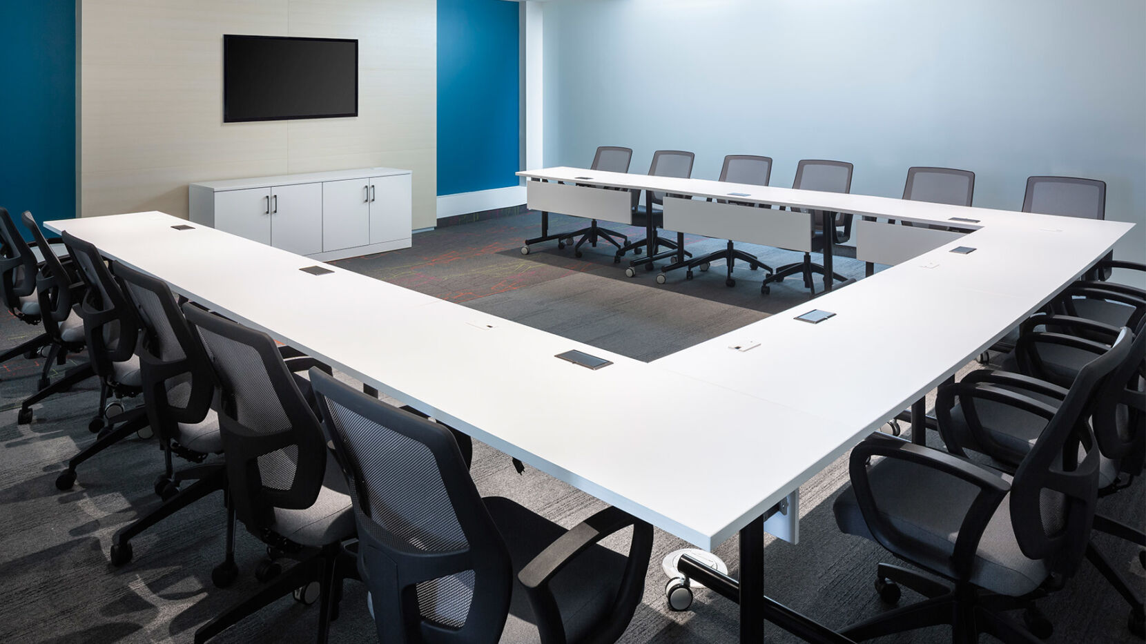 Training Room Vortex Mesh Chair Genius Table