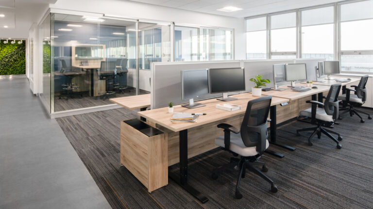 Artopex Montreal Airport - Air Line, Vortex Mesh chairs and Adjustable tables II