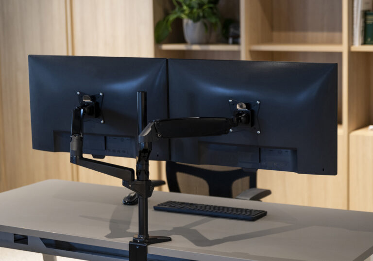 Monitor arm on column 2x Black 01 LR